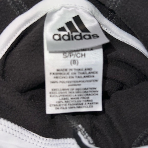 2 Adidas pull over hoodies size boys 6 & 8 - Picture 5 of 12